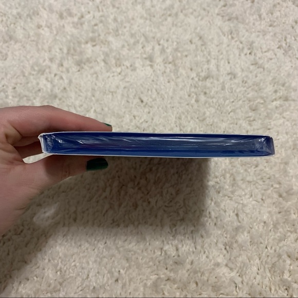 NEW A Bad Moms Christmas (Blu-ray + DVD + Digital) - Picture 7 of 11